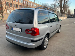 Volkswagen Sharan foto 5