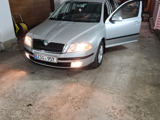 Skoda Octavia foto 2