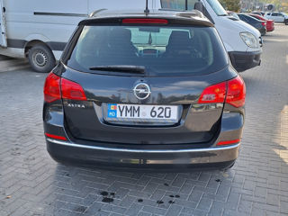 Opel Astra foto 10