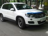 Volkswagen Tiguan foto 2