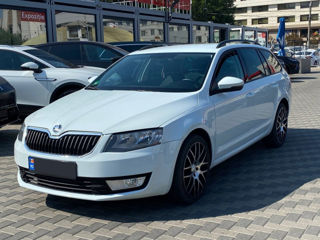 Skoda Octavia foto 1