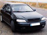 Opel Astra foto 1