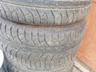 R17 265/65 bridgestone 4 buc