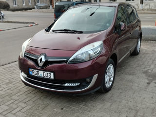 Renault Grand Scenic foto 1