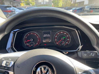 Volkswagen Jetta foto 4