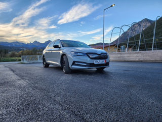 Skoda Superb foto 3