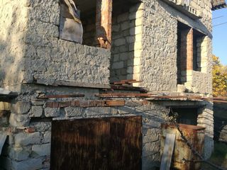 Дача в Бубуечах с недостроенным домом/ Vila in Bubuieci foto 1