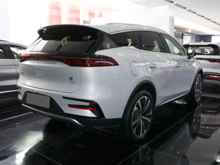 Byd Tang foto 3