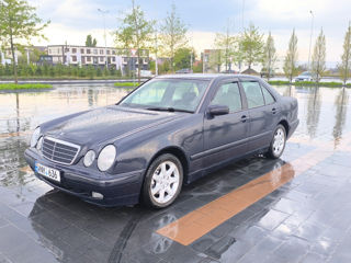 Mercedes E-Class