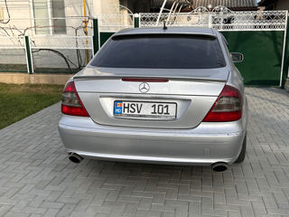 Mercedes E-Class foto 3