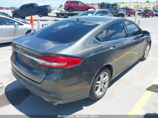 Ford Fusion foto 6