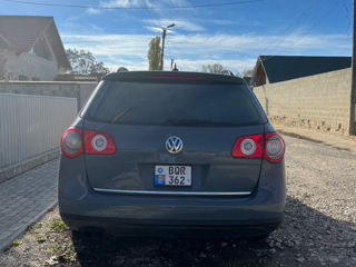 Volkswagen Passat foto 4