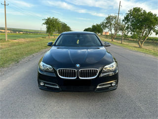 BMW 5 Series foto 10