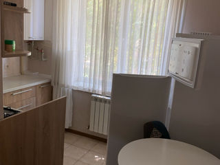 Apartament cu 2 camere, 60 m², Râșcani, Chișinău foto 3