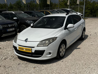 Renault Megane foto 2