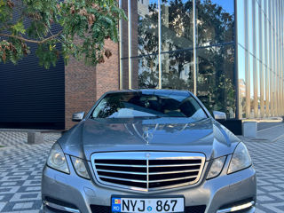 Mercedes E-Class foto 2