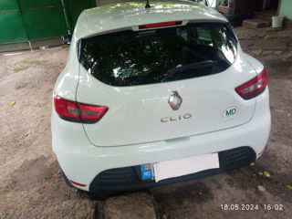 Renault Clio foto 6