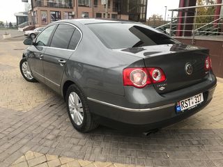 Volkswagen Passat foto 4