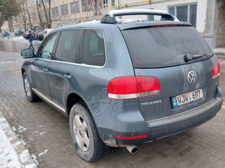 Volkswagen Touareg foto 6