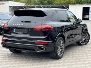 Porsche Cayenne foto 5