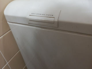 Продам неисправную стиральную машину AEG  с верхней загрузкой - 1000л