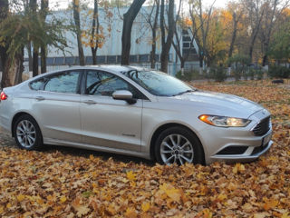 Ford Fusion foto 6