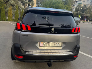 Peugeot 5008 foto 9