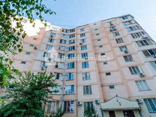 Apartament cu 3 camere, 113 m², Botanica, Chișinău foto 1