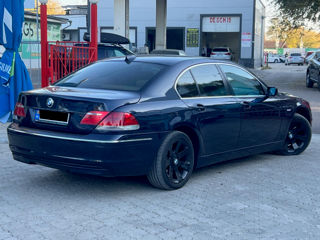 BMW 7 Series foto 3