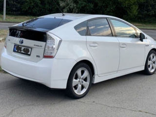 Toyota Prius foto 4