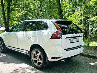 Volvo XC60 фото 3