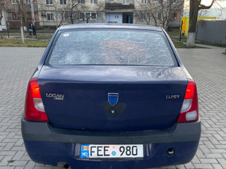 Dacia Logan foto 2