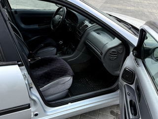 Renault Laguna foto 7