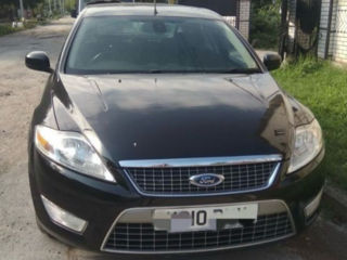 Ford Mondeo foto 1