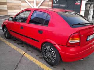 Opel Astra foto 3