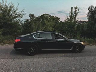 BMW 7 Series foto 4