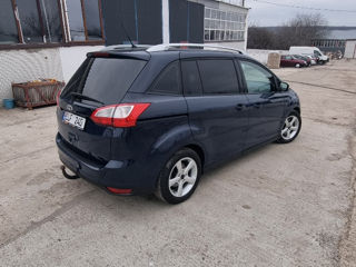 Ford Grand C-MAX foto 4