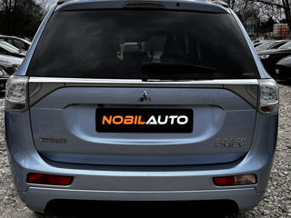 Mitsubishi Outlander foto 5