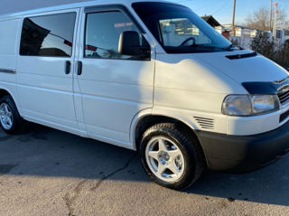 Volkswagen Transporter foto 1