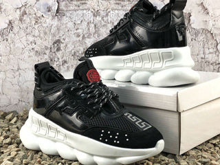 Versace Chain Reaction 2 Black/White Women's foto 1