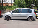 Renault Grand Scenic foto 2