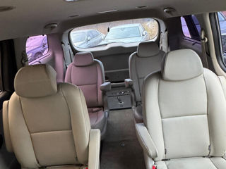 KIA Carnival foto 6