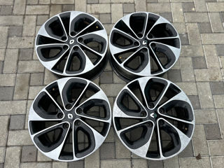 5x114,3 R17 Renault Bose original