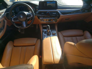 BMW 5 Series foto 9