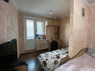 Apartament cu 2 camere, 42 m², Buiucani, Chișinău foto 1