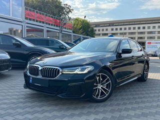 BMW 5 Series foto 1