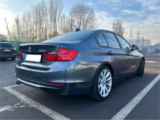 BMW 3 Series foto 8