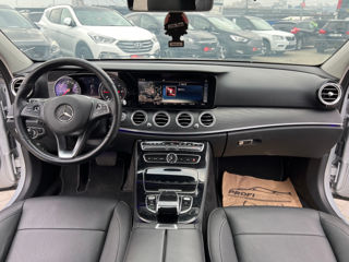 Mercedes E-Class foto 8