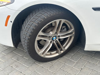 BMW 5 Series foto 18