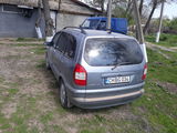 Opel Zafira foto 3